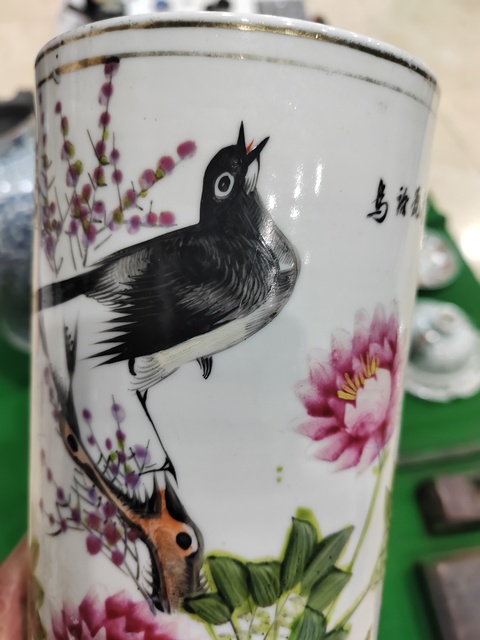 古玩陶瓷晚清淺降彩富貴牡丹帽筒拍賣，當前價格766元