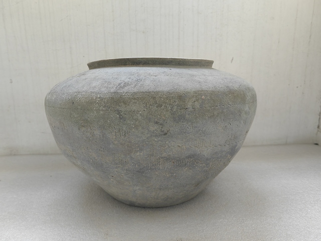 古玩陶瓷灰陶鉛筆工罐拍賣，當前價格850元