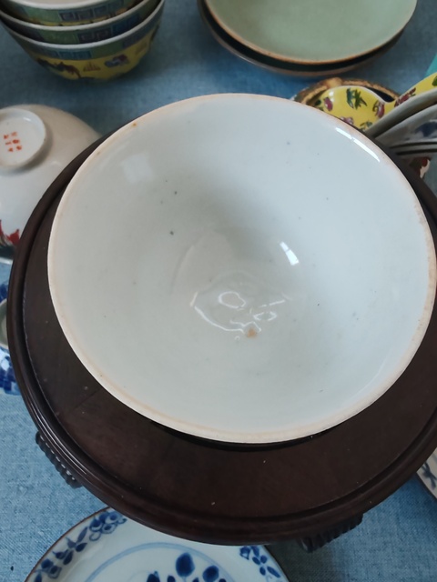 古玩陶瓷清中晚期粉彩竹子詩(shī)文杯拍賣(mài),當(dāng)前價(jià)格788元
