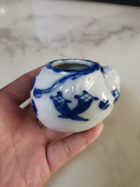 古玩陶瓷青花八寶紋水盂拍賣,當前價格500元