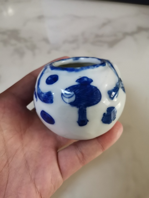 古玩陶瓷青花八寶紋水盂拍賣,當前價格500元