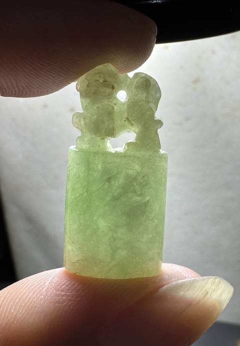 古玩玉器創匯期翡翠獸鈕章料拍賣，當前價格980元