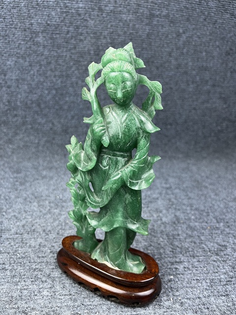 古玩玉器仕女擺件拍賣,當前價格1888元