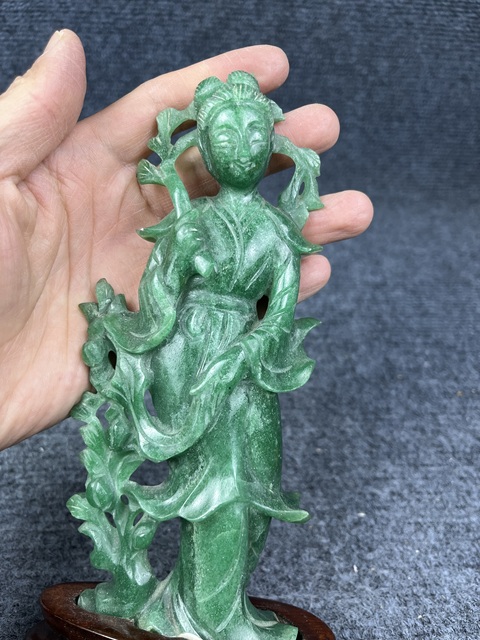 古玩玉器仕女擺件拍賣,當前價格1888元