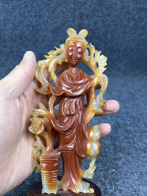 古玩雜項瑪瑙侍女擺件拍賣,當前價格1888元
