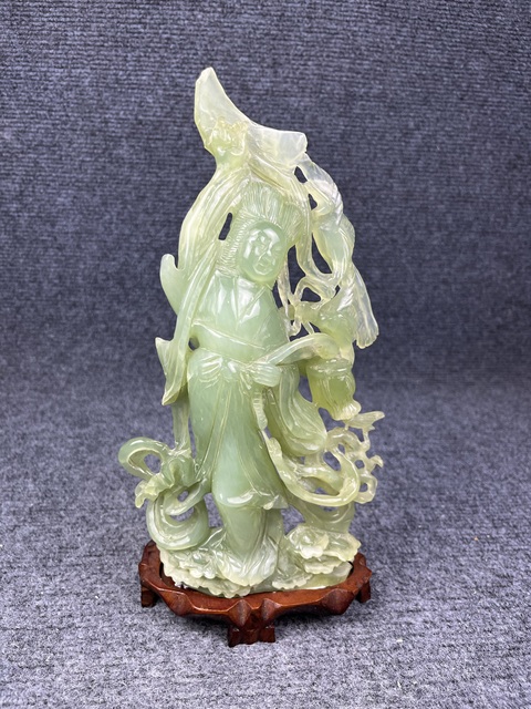 古玩雜項(xiàng)岫玉飛天女神擺件拍賣,當(dāng)前價(jià)格660元