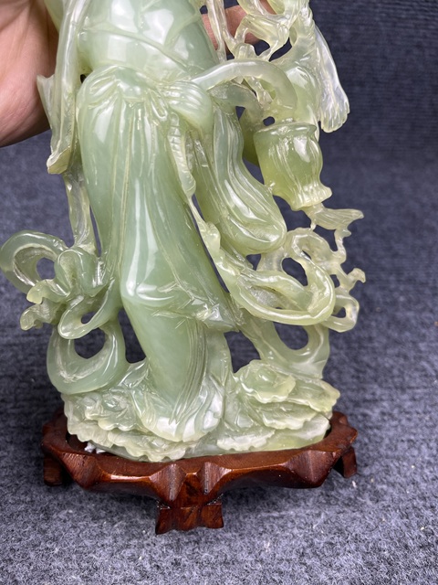 古玩雜項(xiàng)岫玉飛天女神擺件拍賣,當(dāng)前價(jià)格660元