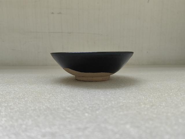 古玩陶瓷磁州窯黑釉茶碗拍賣,當(dāng)前價格398元