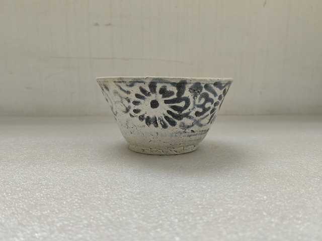 古玩陶瓷青花花卉紋茶碗拍賣,當(dāng)前價(jià)格680元
