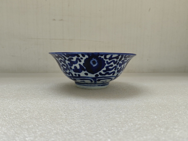 古玩陶瓷青花鳳眼紋茶碗拍賣，當前價格580元