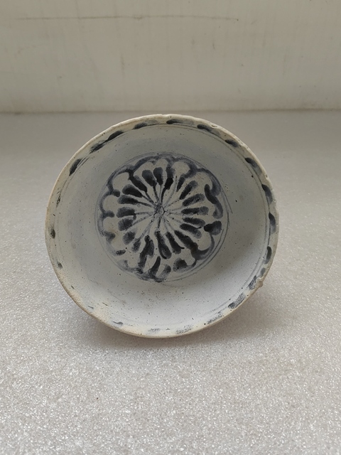 古玩陶瓷青花花卉紋茶碗拍賣,當(dāng)前價(jià)格680元