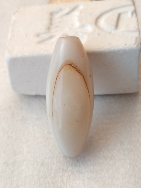 古玩玉器特價大尺寸帶雙眼天然纏絲瑪瑙珠拍賣,當前價格188元