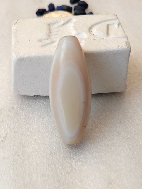 古玩玉器特價大尺寸帶雙眼天然纏絲瑪瑙珠拍賣,當前價格188元