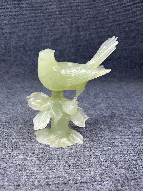 古玩玉器岫玉小鳥擺件拍賣，當(dāng)前價(jià)格999元
