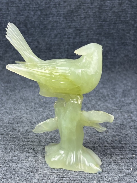 古玩玉器岫玉小鳥擺件拍賣，當(dāng)前價(jià)格999元