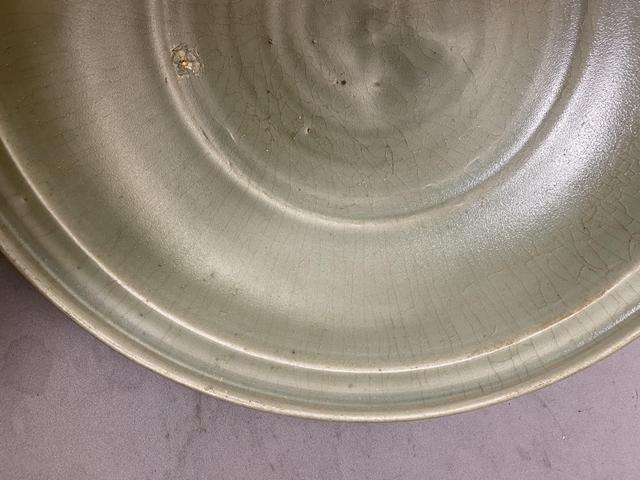 古玩陶瓷龍泉青瓷折沿盤拍賣,當前價格7800元