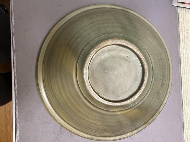 古玩陶瓷龍泉青瓷折沿盤拍賣,當前價格7800元
