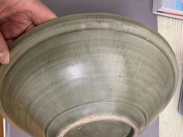 古玩陶瓷龍泉青瓷折沿盤拍賣,當前價格7800元