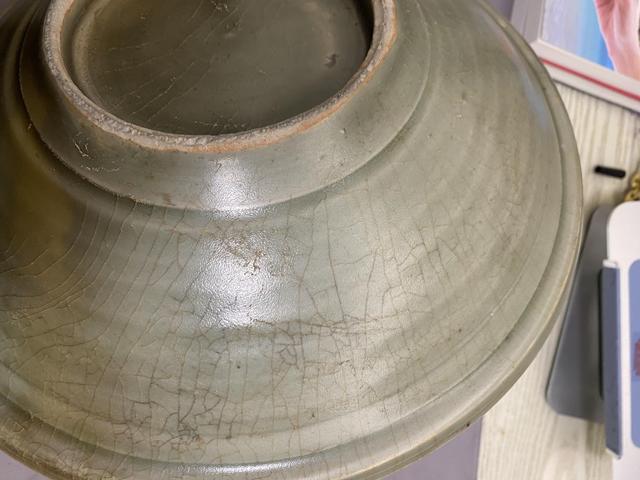 古玩陶瓷龍泉青瓷折沿盤拍賣,當前價格7800元