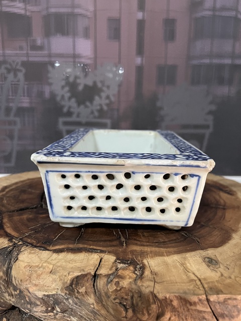 古玩陶瓷(保真卡)清中期青花水仙盆拍賣,當前價格788元