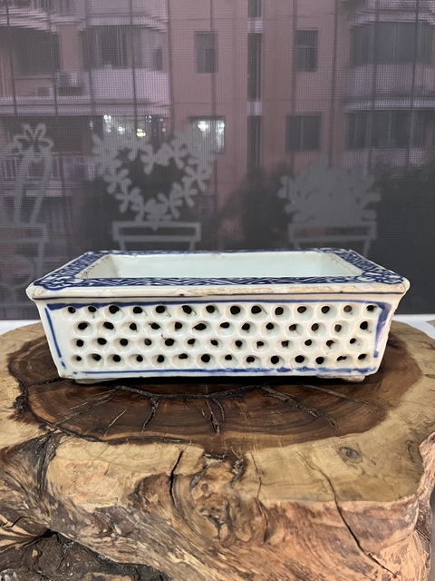 古玩陶瓷(保真卡)清中期青花水仙盆拍賣,當前價格788元