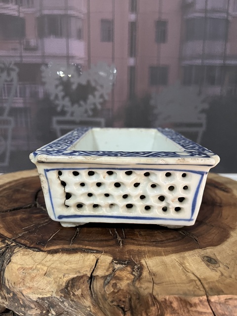 古玩陶瓷(保真卡)清中期青花水仙盆拍賣,當前價格788元