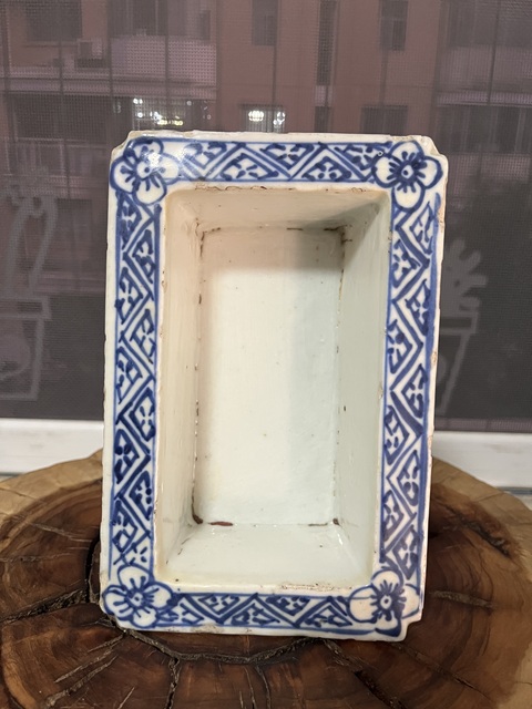 古玩陶瓷(保真卡)清中期青花水仙盆拍賣,當前價格788元