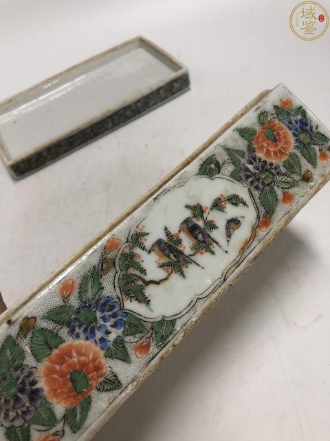 古玩陶瓷清咸豐廣彩人物花鳥紋筆盒拍賣，當前價格3380元