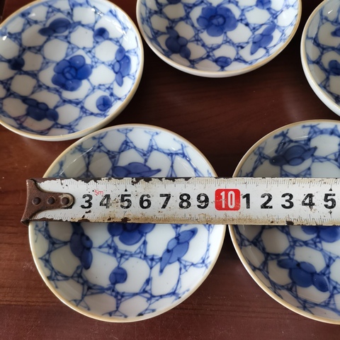 古玩陶瓷盛惠【7件一起】民國青花冰梅小碟7件一起拍賣,當前價格360元