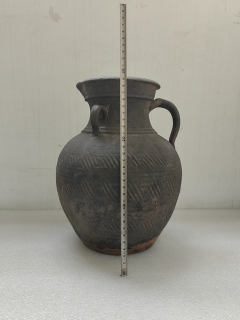 古玩陶瓷褐釉席紋花澆拍賣,當(dāng)前價(jià)格298元