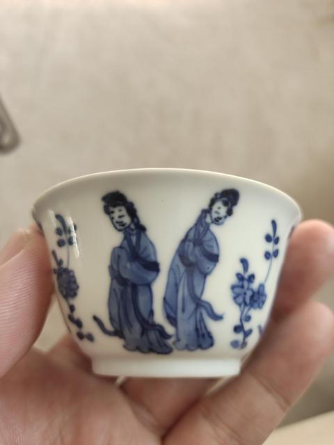 古玩陶瓷青花四美圖茶杯，注意品相拍賣，當前價格4000元