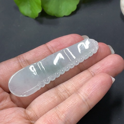 古玩玉器105天然翡翠竹節題材掛件拍賣，當前價格98元