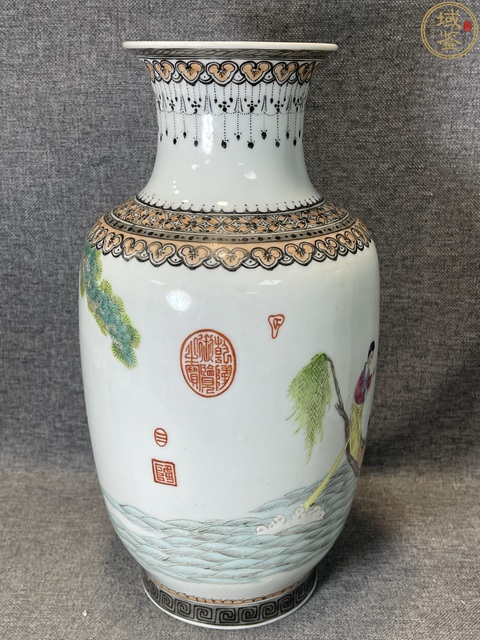 古玩陶瓷粉彩人物故事燈籠瓶拍賣，當前價格7900元