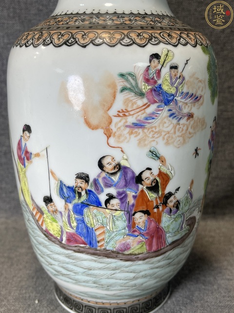 古玩陶瓷粉彩人物故事燈籠瓶拍賣，當前價格7900元