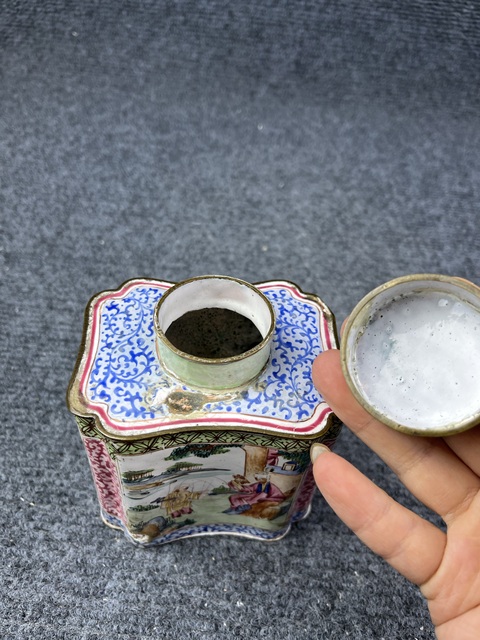 古玩雜項銅胎畫琺瑯花卉人物茶葉罐拍賣，當前價格3288元