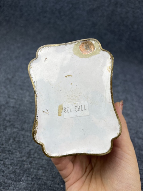 古玩雜項銅胎畫琺瑯花卉人物茶葉罐拍賣，當前價格3288元