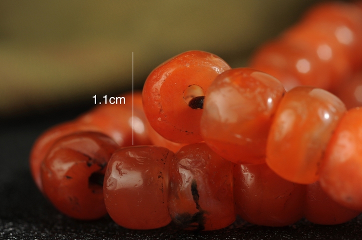 古玩玉器天然保山南紅手捻拍賣，當前價格2600元