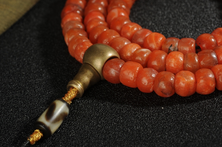 古玩玉器天然保山南紅手捻拍賣，當前價格2600元