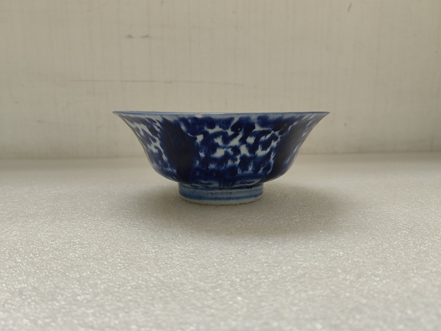 古玩陶瓷青花纏枝花卉紋撇口碗拍賣,當(dāng)前價格450元