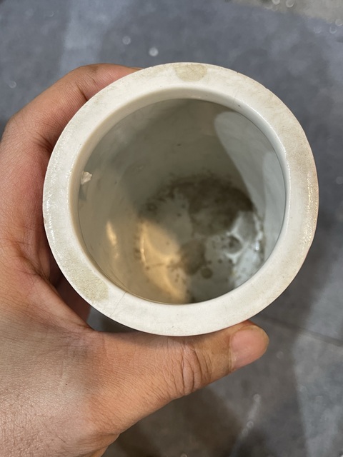 古玩陶瓷民國至解放初期胭脂紅釉筆筒拍賣,當前價格300元
