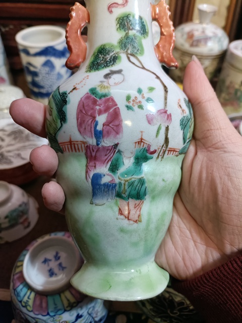 古玩陶瓷乾隆粉彩壁瓶拍賣，當前價格4888元