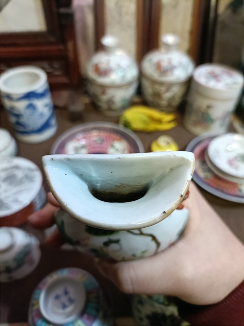 古玩陶瓷乾隆粉彩壁瓶拍賣，當前價格4888元