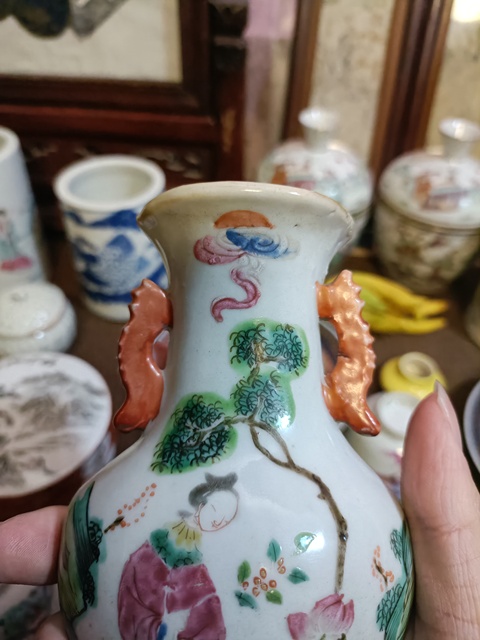 古玩陶瓷乾隆粉彩壁瓶拍賣，當前價格4888元