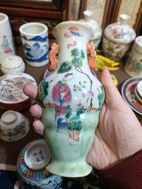 乾隆粉彩壁瓶拍賣，當前價格4888元