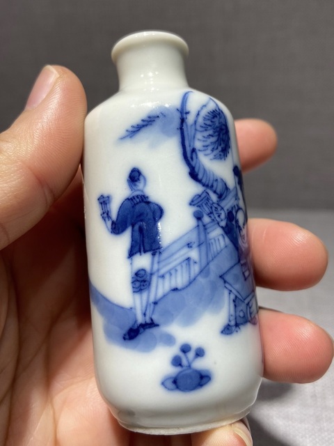 古玩陶瓷三娘教子圖青花鼻煙壺拍賣,當前價格2688元
