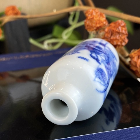 古玩陶瓷三娘教子圖青花鼻煙壺拍賣,當前價格2688元
