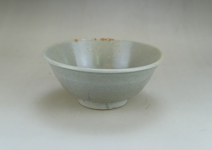 古玩陶瓷明代.龍泉窯青瓷青花碗拍賣,當前價格1元