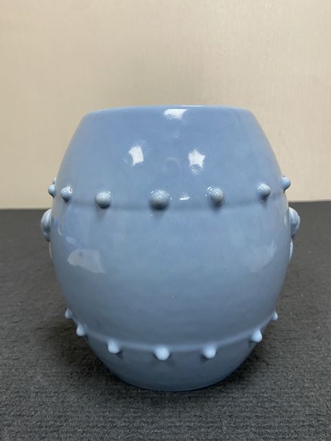 古玩陶瓷民國·天藍釉鼓釘鋪首罐拍賣,當前價格11800元