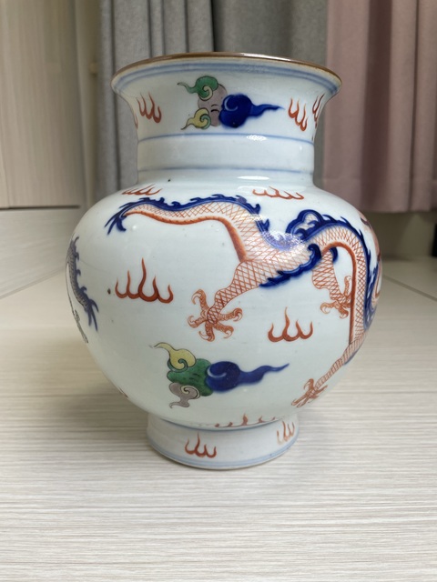 古玩陶瓷清晚期 青花五彩趕珠龍紋尊(明萬歷官窯款)拍賣,當前價格25000元