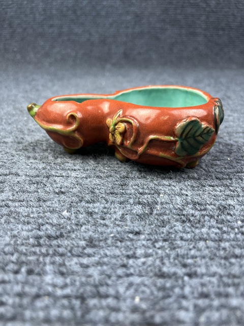 古玩陶瓷內(nèi)松石綠釉外**紅葫蘆型水盂拍賣,當(dāng)前價(jià)格2988元